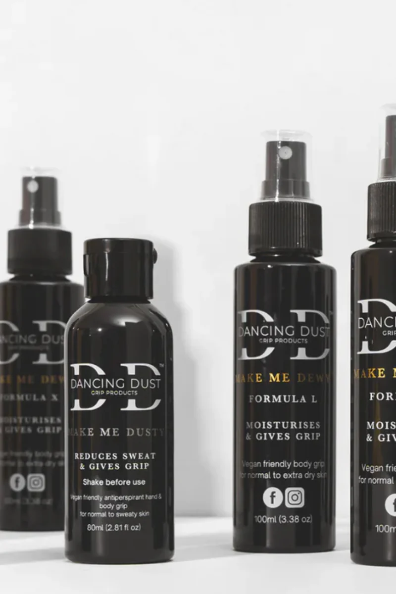 Dancing Dust Make Me Dewy Extreme - Black (100ml) - Image 2