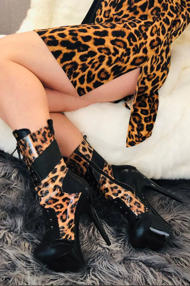 Hella Heels EmpireKicks 7inch Boots - Black  (UK2/3 ONLY) - Image 2