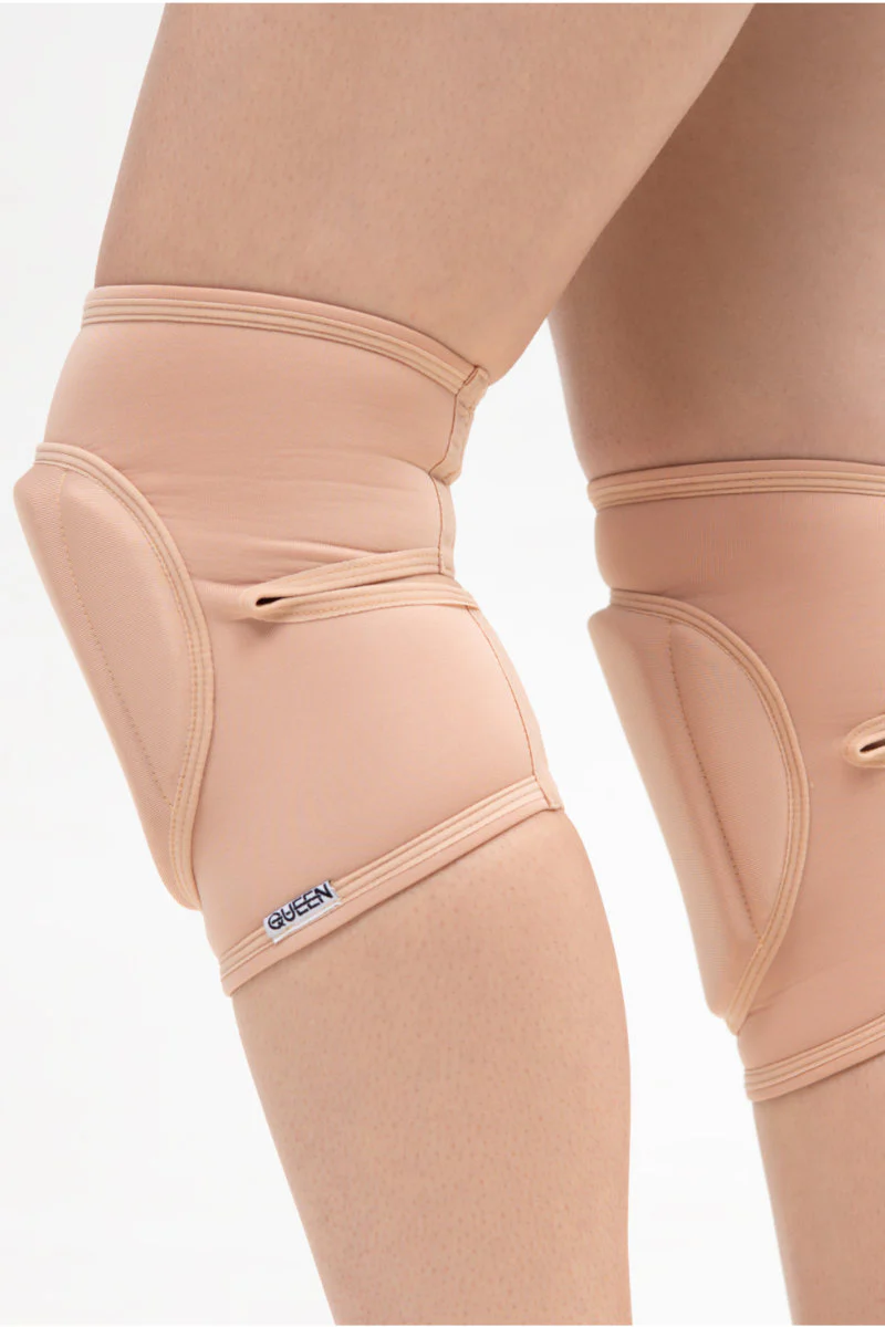 Queen Wear Classic Kneepads - Latte - Image 4
