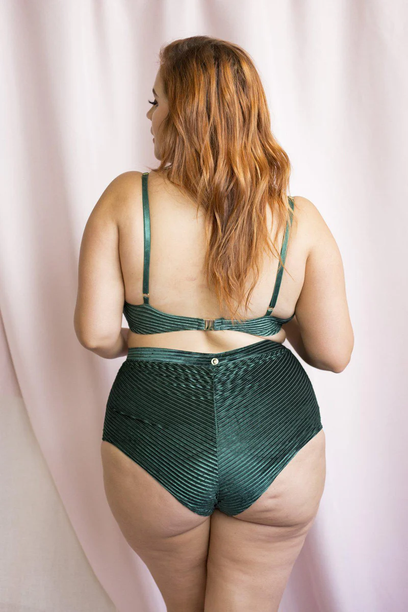 Lunalae Lana High Waist Shorts - Emerald Velvet - Image 2