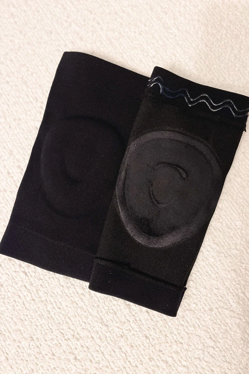 Pole Addict Gel Kneepads - Volcanic Black - Image 7