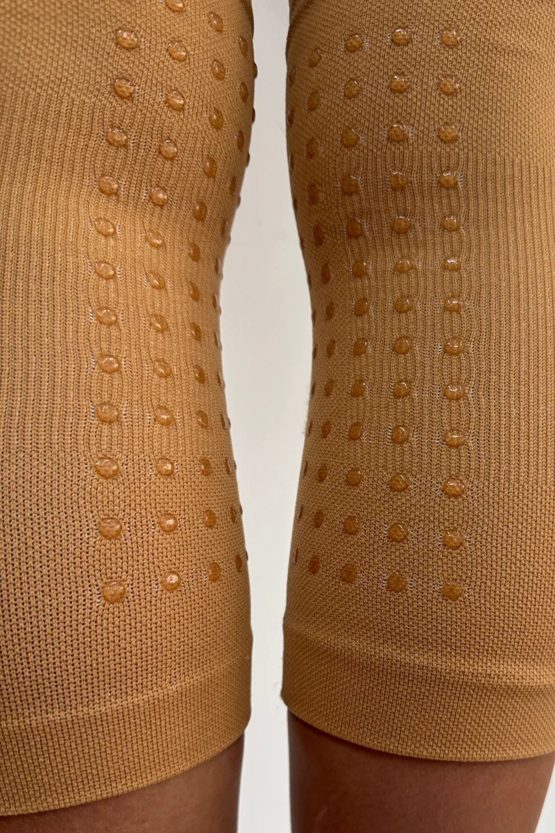 Pole Addict Sticky Grip Gel Kneepads - Sea Sand - Image 2