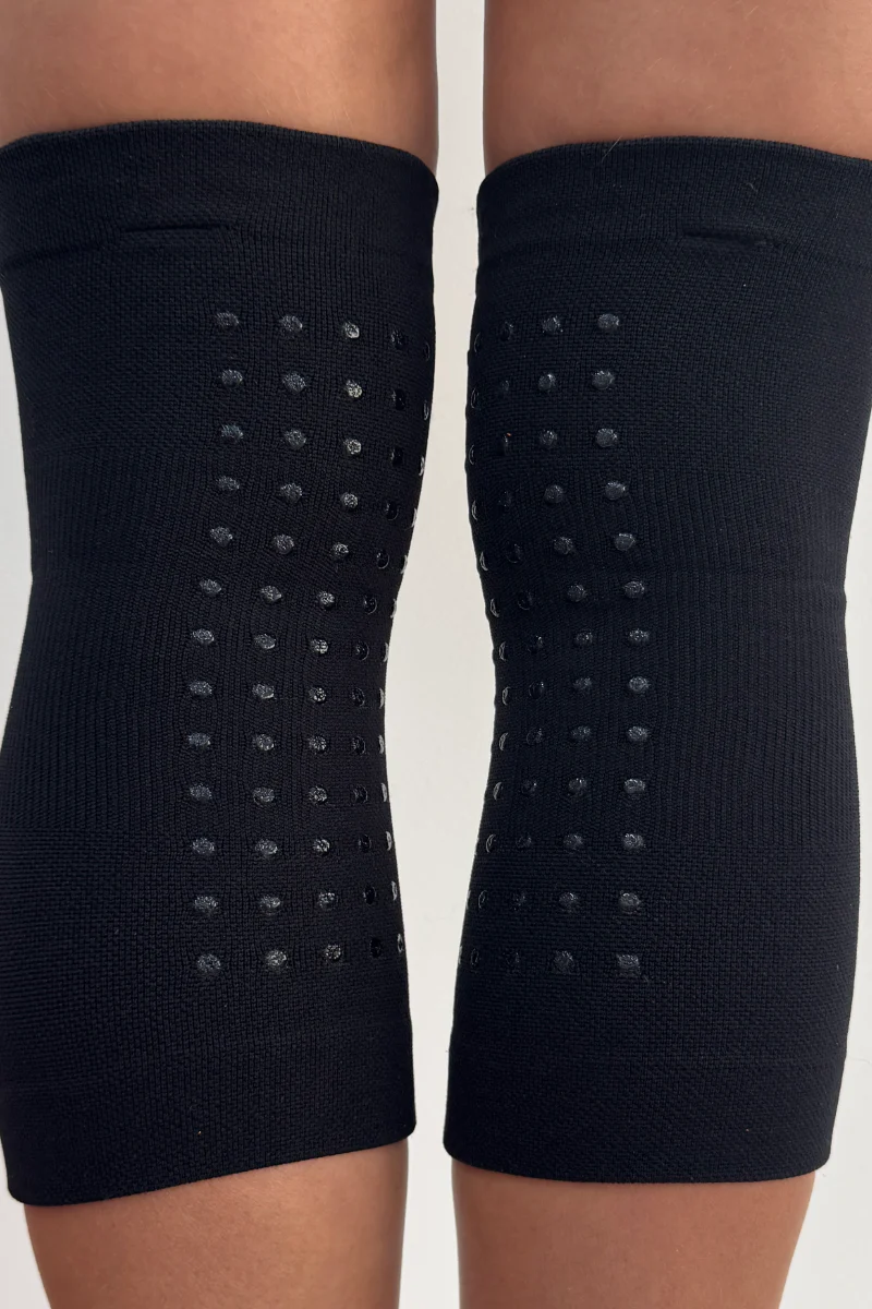 Pole Addict Sticky Grip Gel Kneepads - Volcanic Black - Image 4
