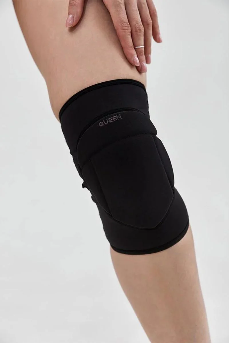 Queen Wear Classic Kneepads - Sleek Black Pro 4 - Image 4