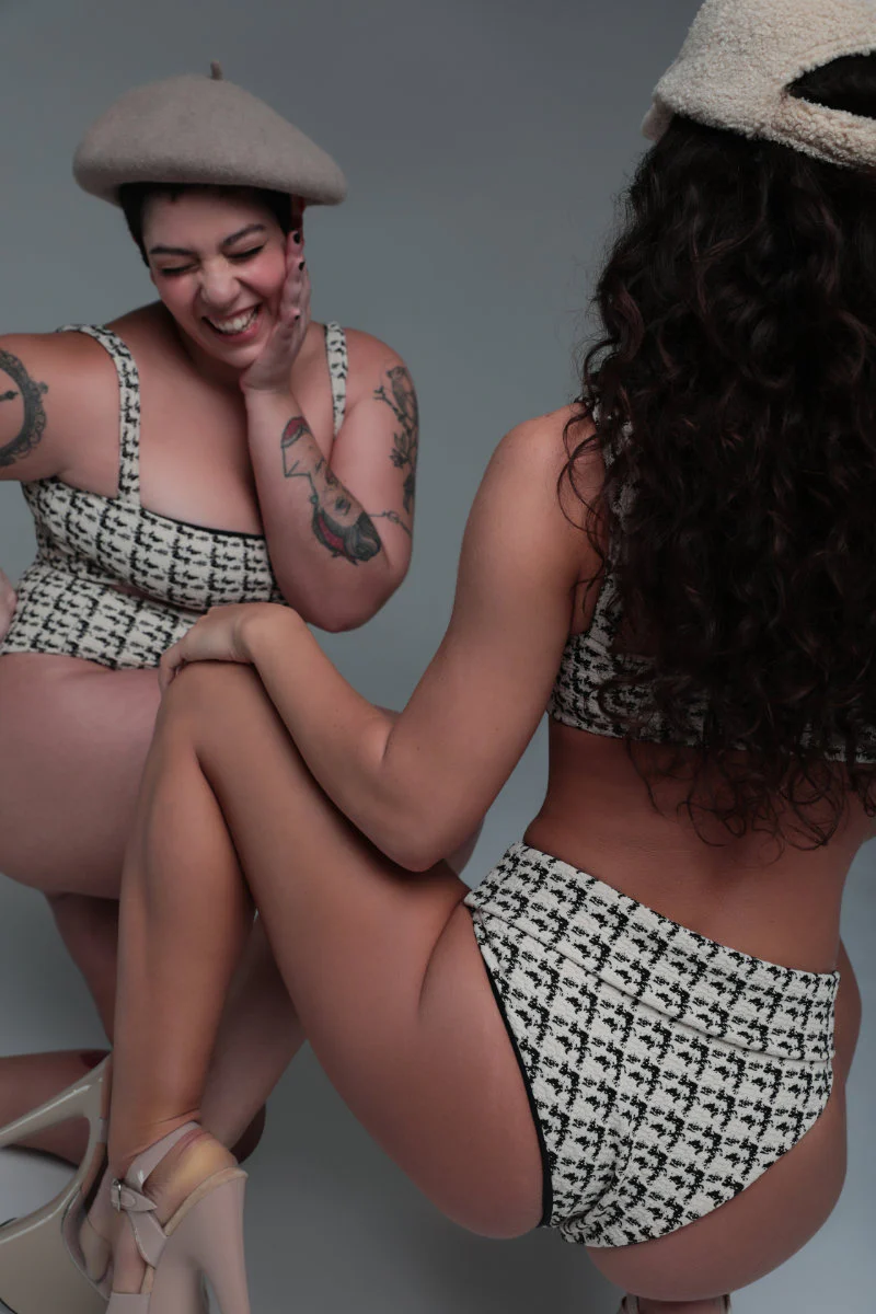 Rolling Cinque High Waist Shorts - Tweed - Image 2