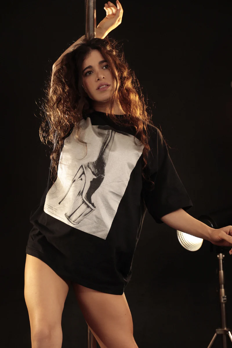 Rolling Oversized Edge T-Shirt - Black