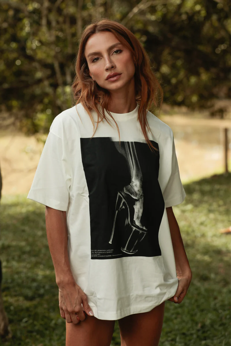 Rolling Oversized Edge T-Shirt - White - Image 4