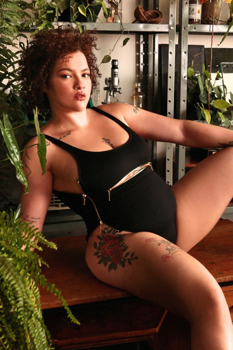 Rolling Peek Bodysuit - Black - Image 3