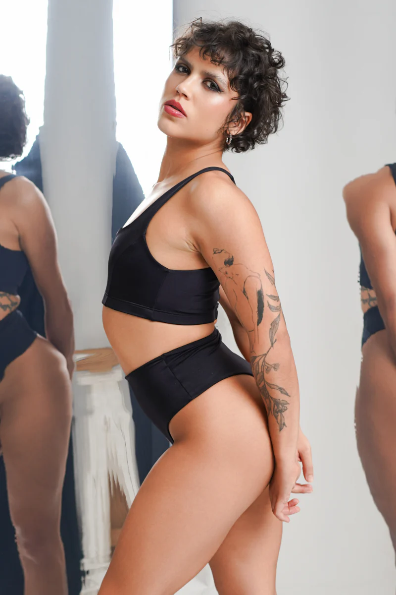 Sorte Crave Hot Pants - Black - Image 3